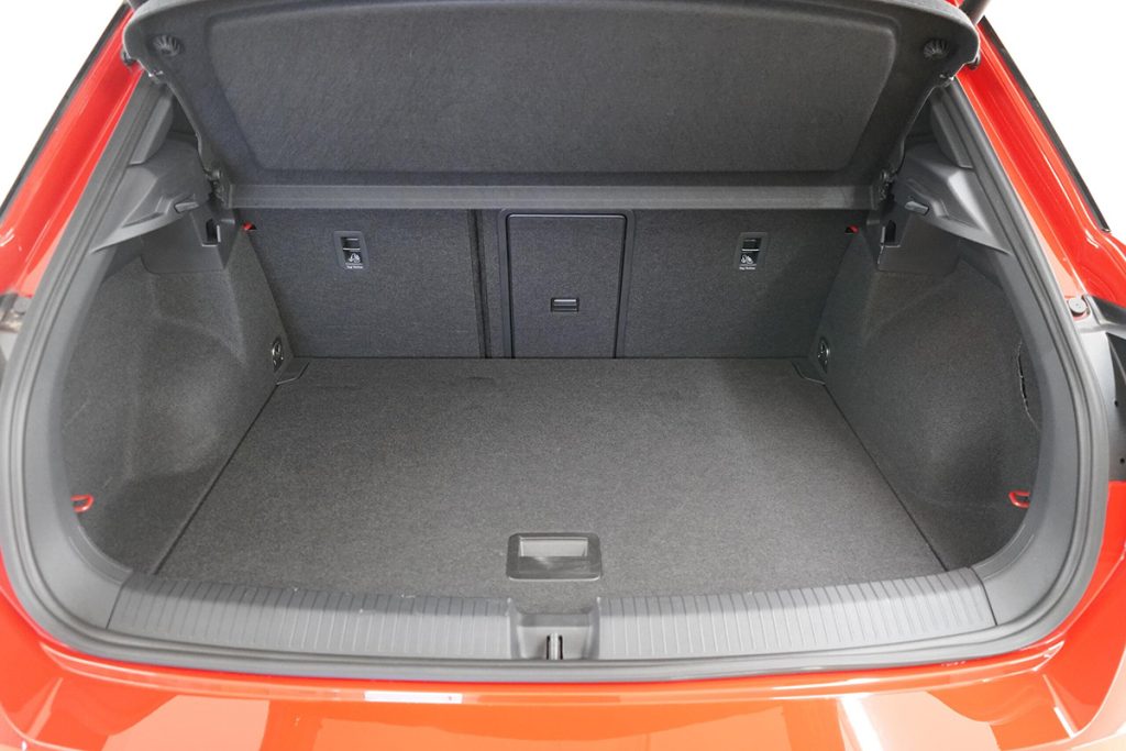 フォルクスワーゲン T-Roc TDI ブラックスタイル