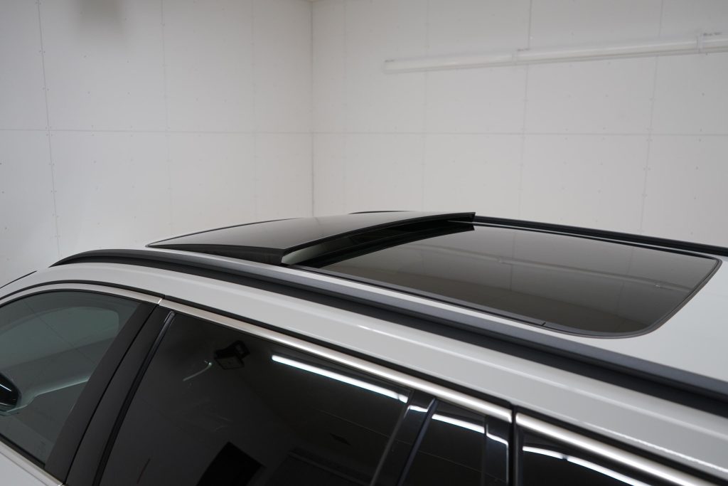 ボルボ V60