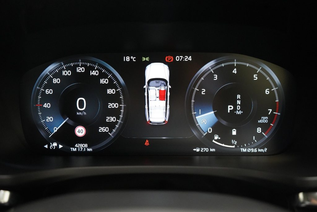 ボルボ V60