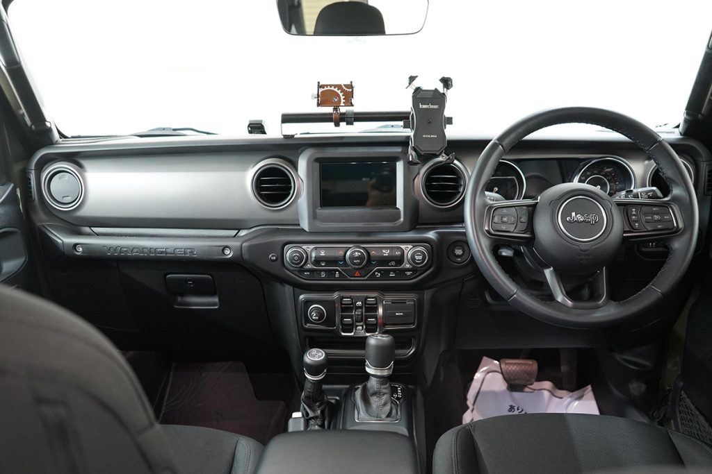 ジープ ラングラー　アンリミテッド ウイリス