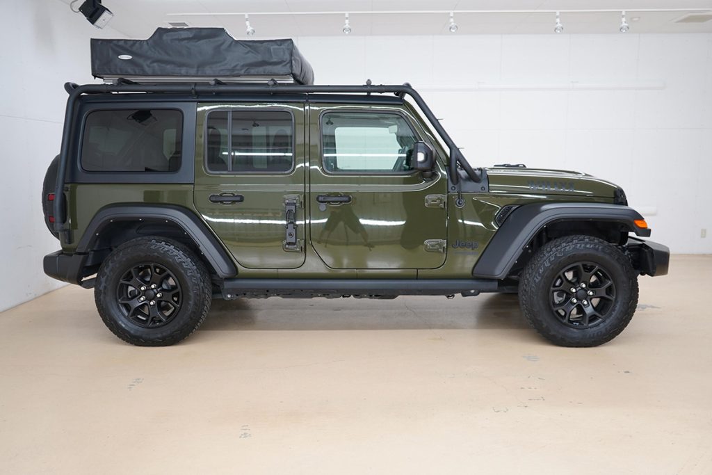 ジープ ラングラー　アンリミテッド ウイリス