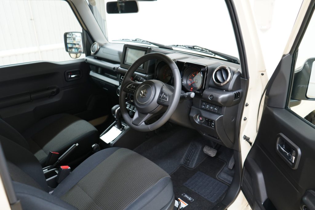 ジムニー　660XC　4WD　ヒッチメンバー付・302登録