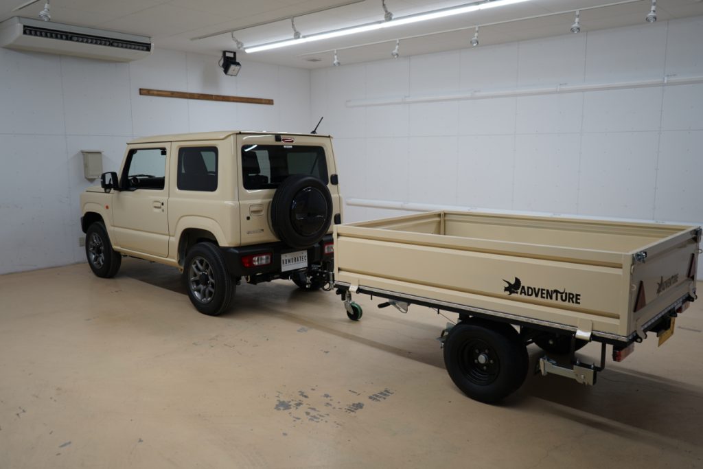 カーゴトレーラー　ベージュ